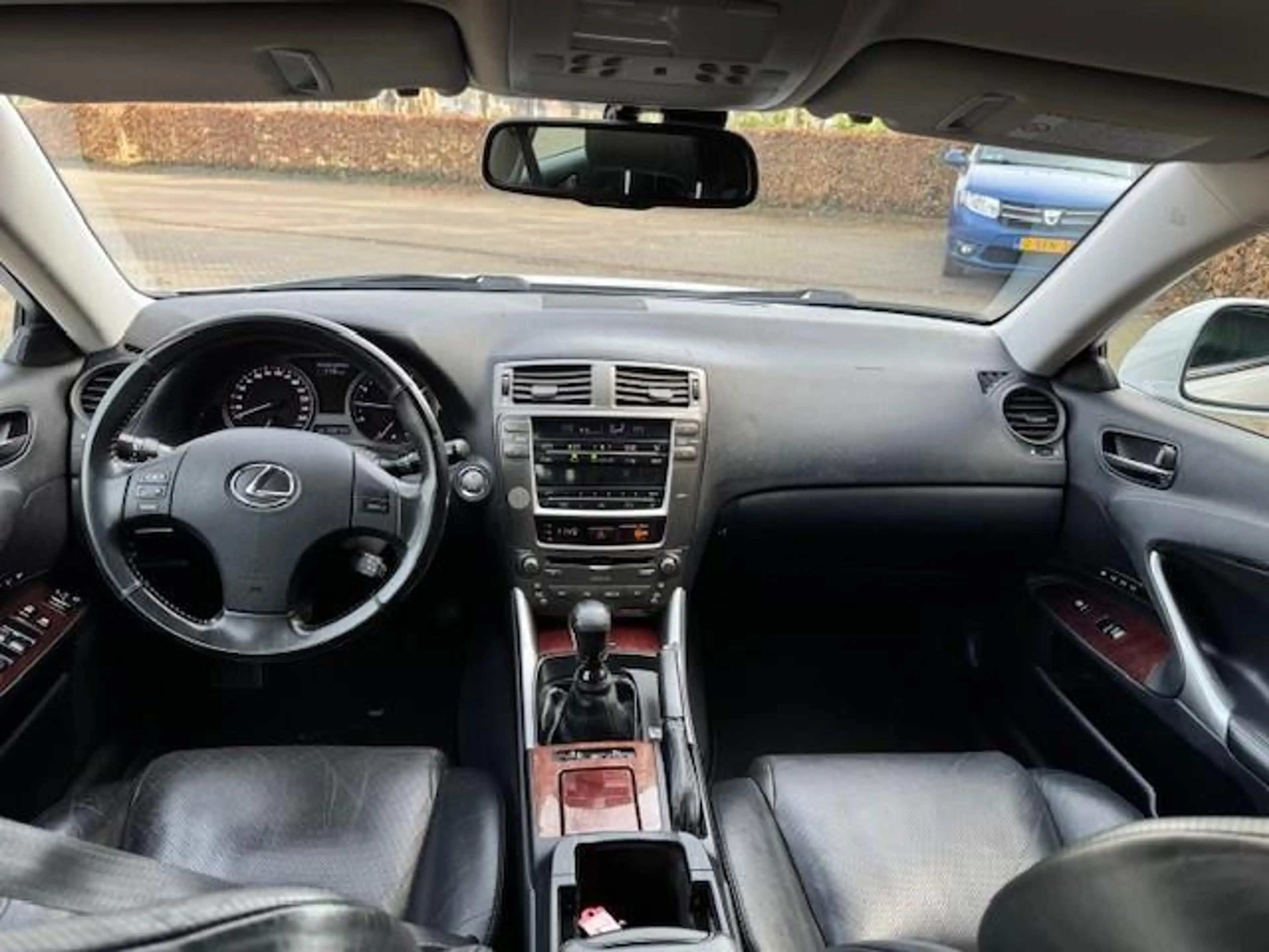 Lexus IS 250 EXECUTIVE/NL AUTO/XENON/LEER/TOPSTAAT — photo 10
