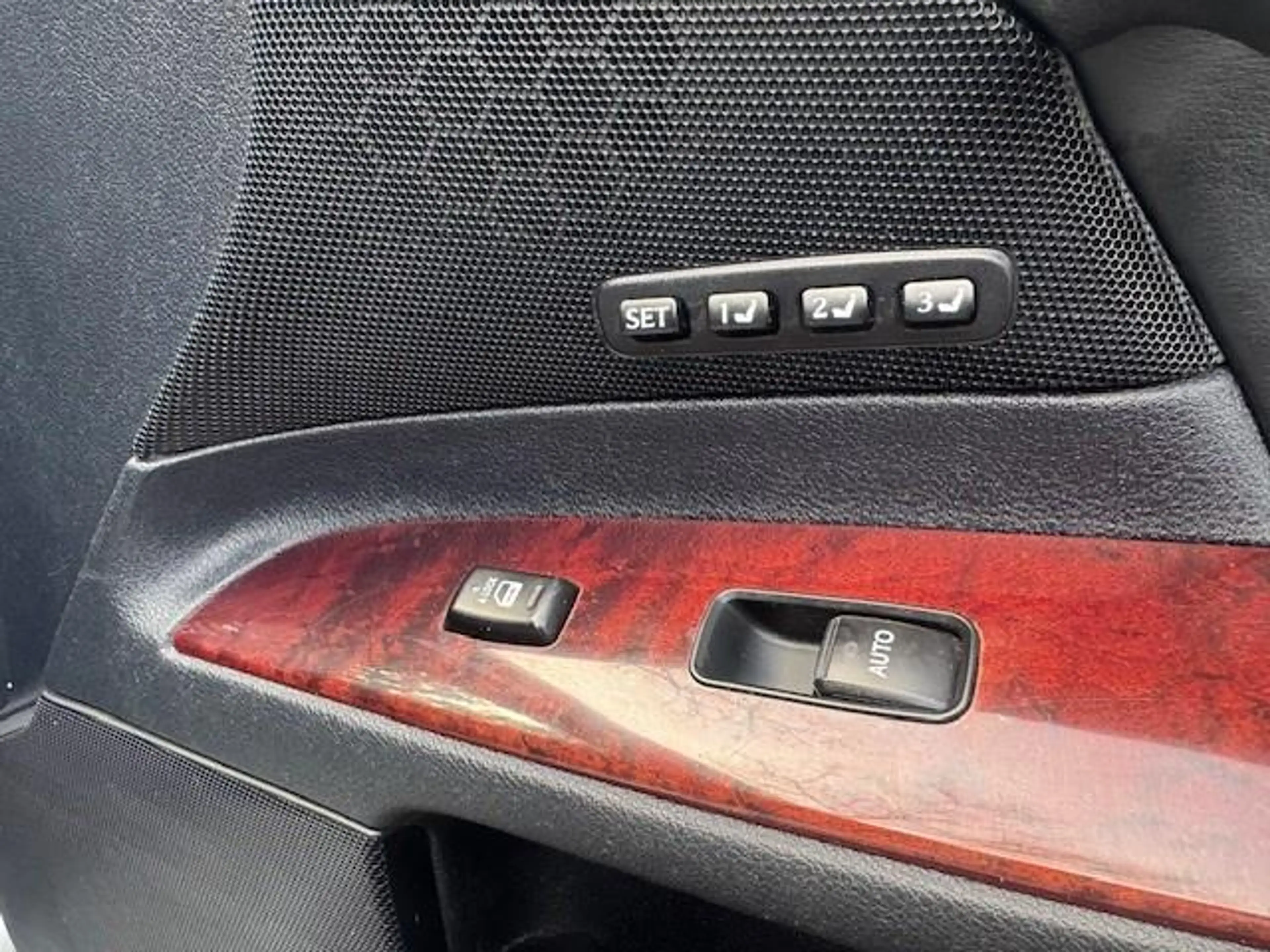 Lexus IS 250 EXECUTIVE/NL AUTO/XENON/LEER/TOPSTAAT — photo 17