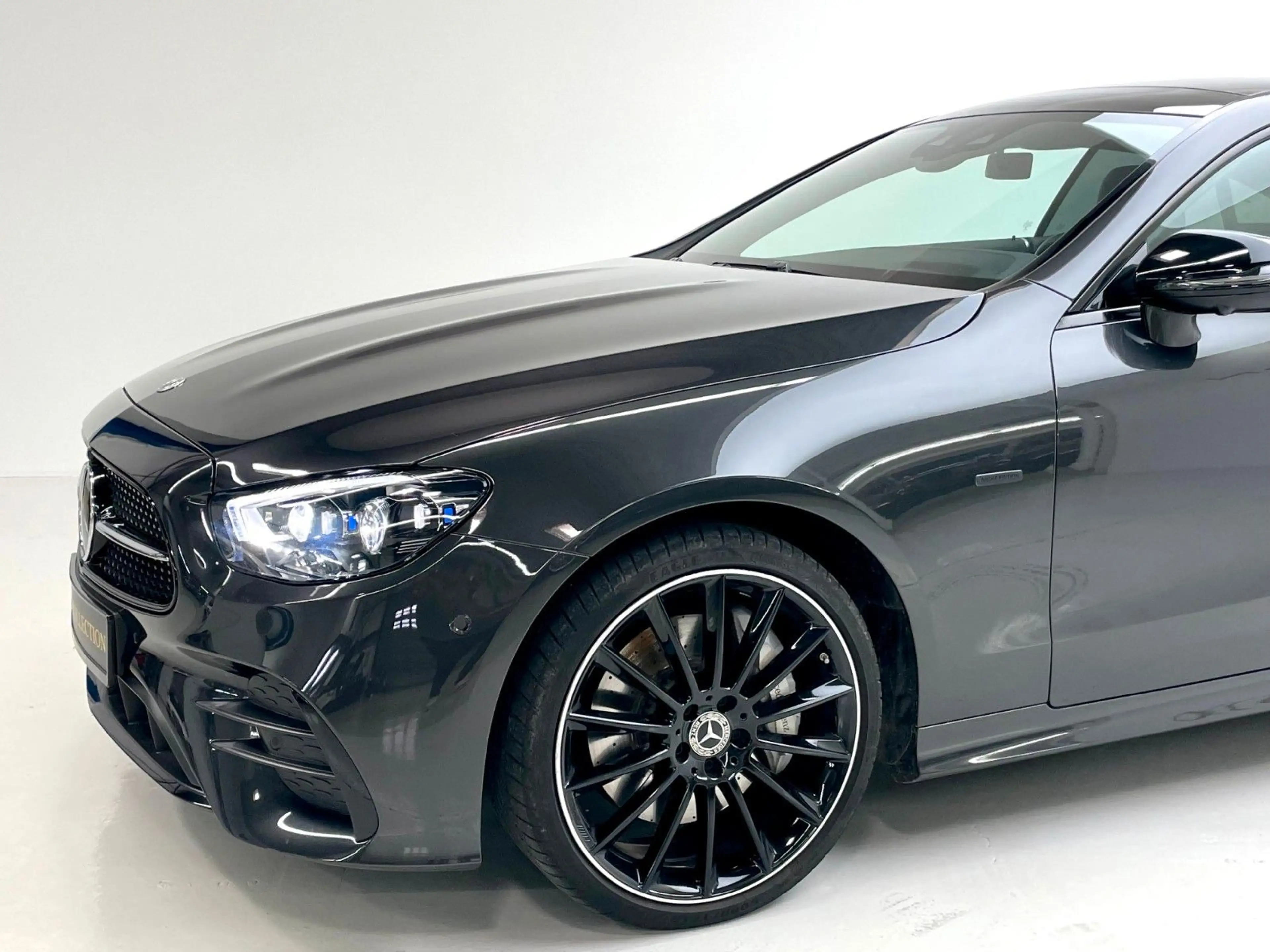 Mercedes-Benz E 450 Coupe 4Matic*1.HAND*AMG*PANO* — photo 12