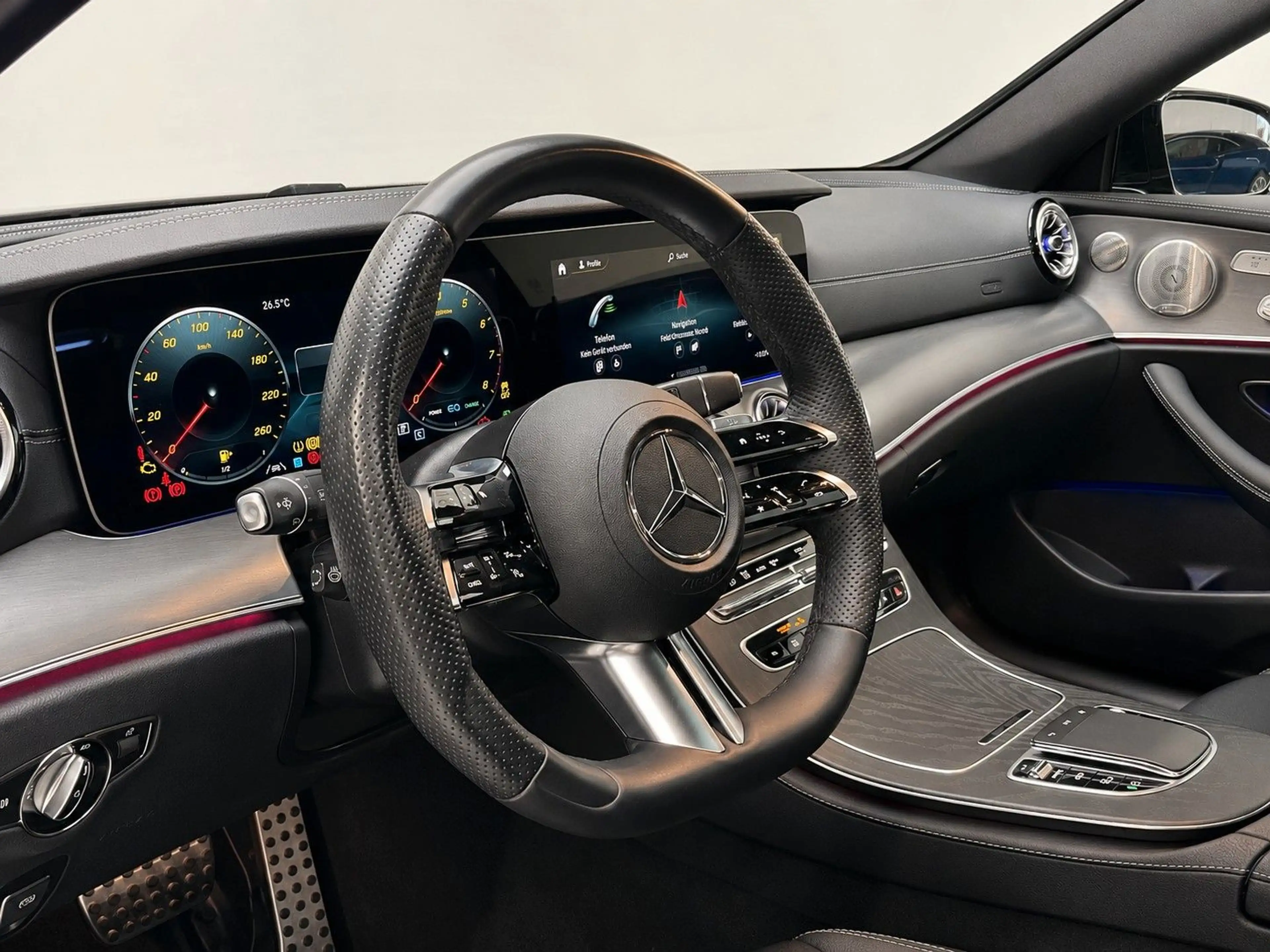 Mercedes-Benz E 450 Coupe 4Matic*1.HAND*AMG*PANO* — photo 14
