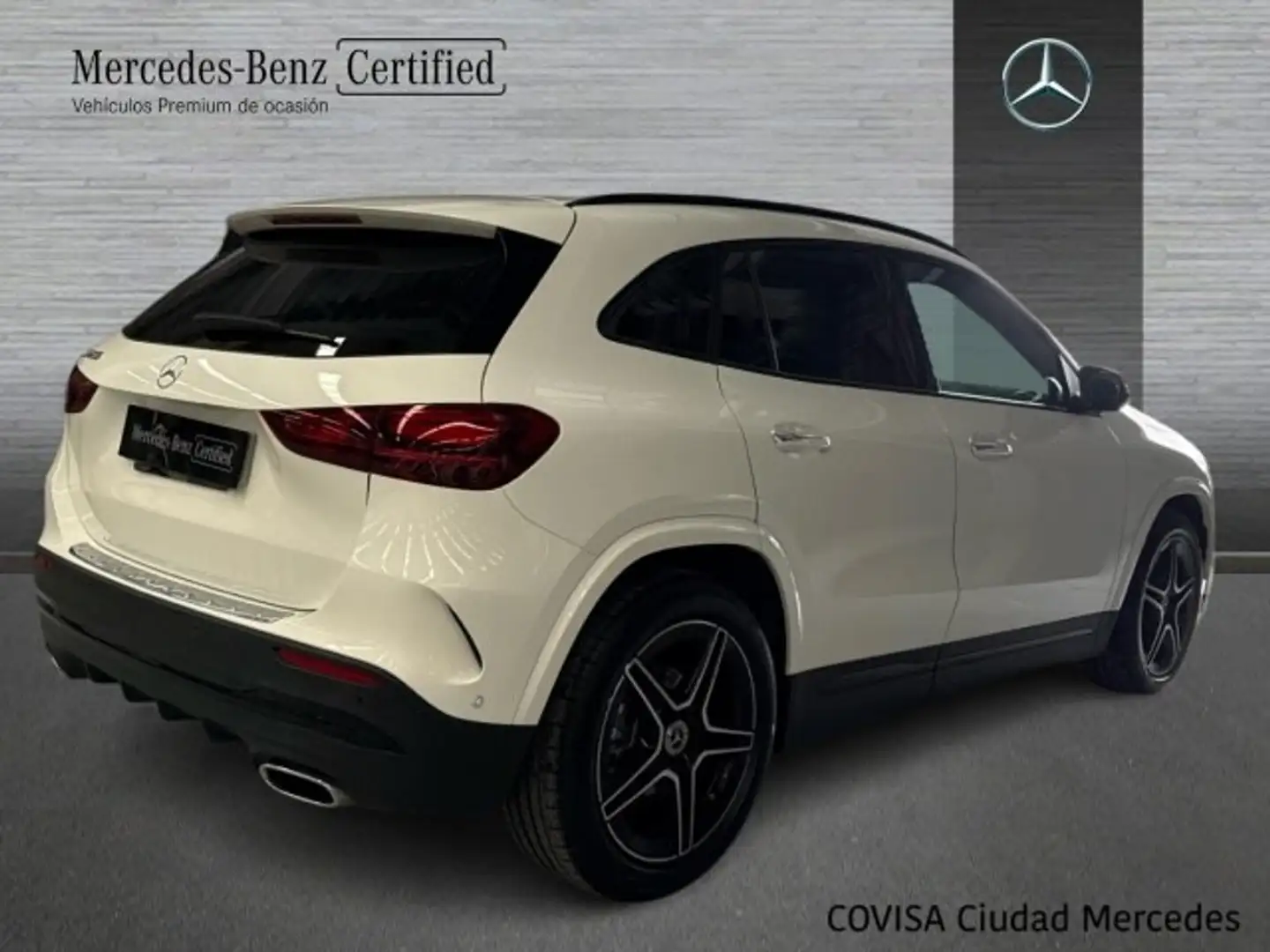 Mercedes-Benz GLA 200 - 2
