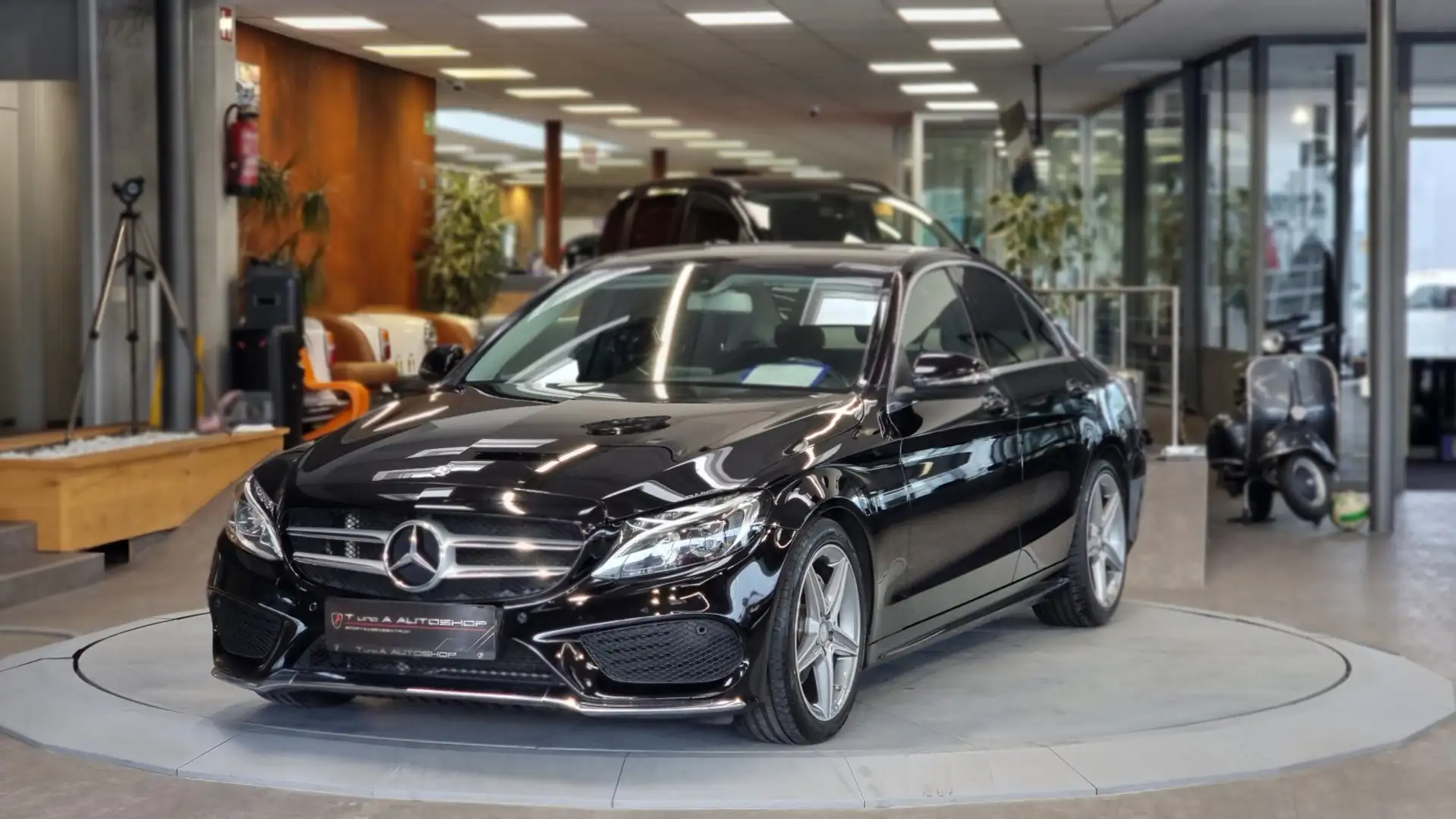 Mercedes-Benz C 180 d AMG-Paket Aut. *Ambiente*Burmeister*18Zoll* Schwarz - 2