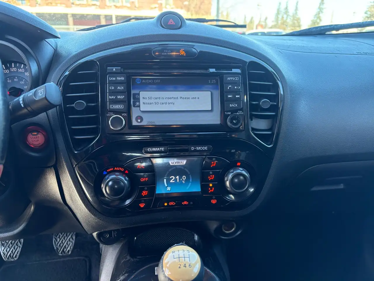 Nissan Juke снимка Nissan Juke