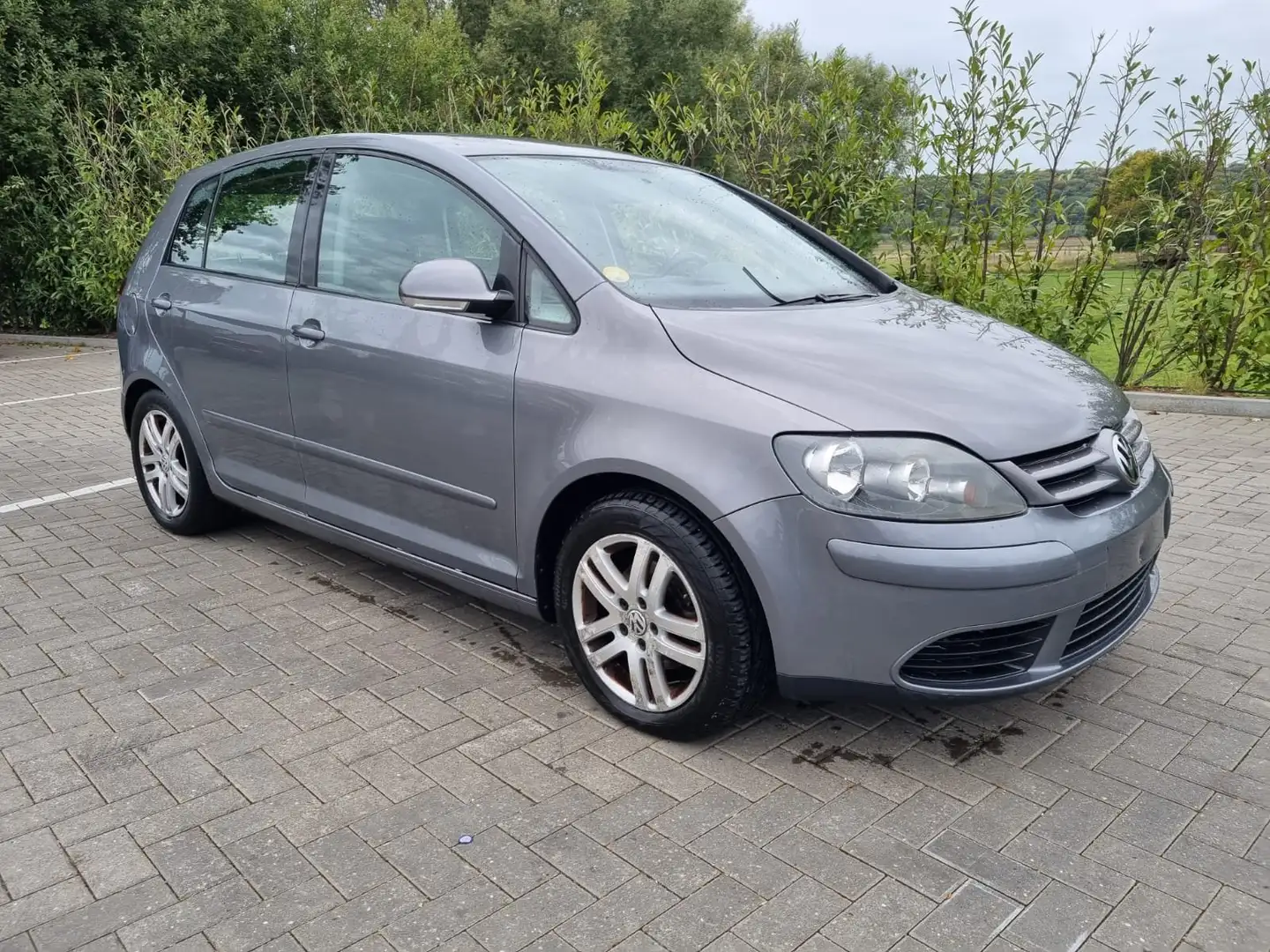 Volkswagen Golf + 1.9 TDi Trendline 🧊AIRCO ✅ATTACHE REMORQUE Gris - 2