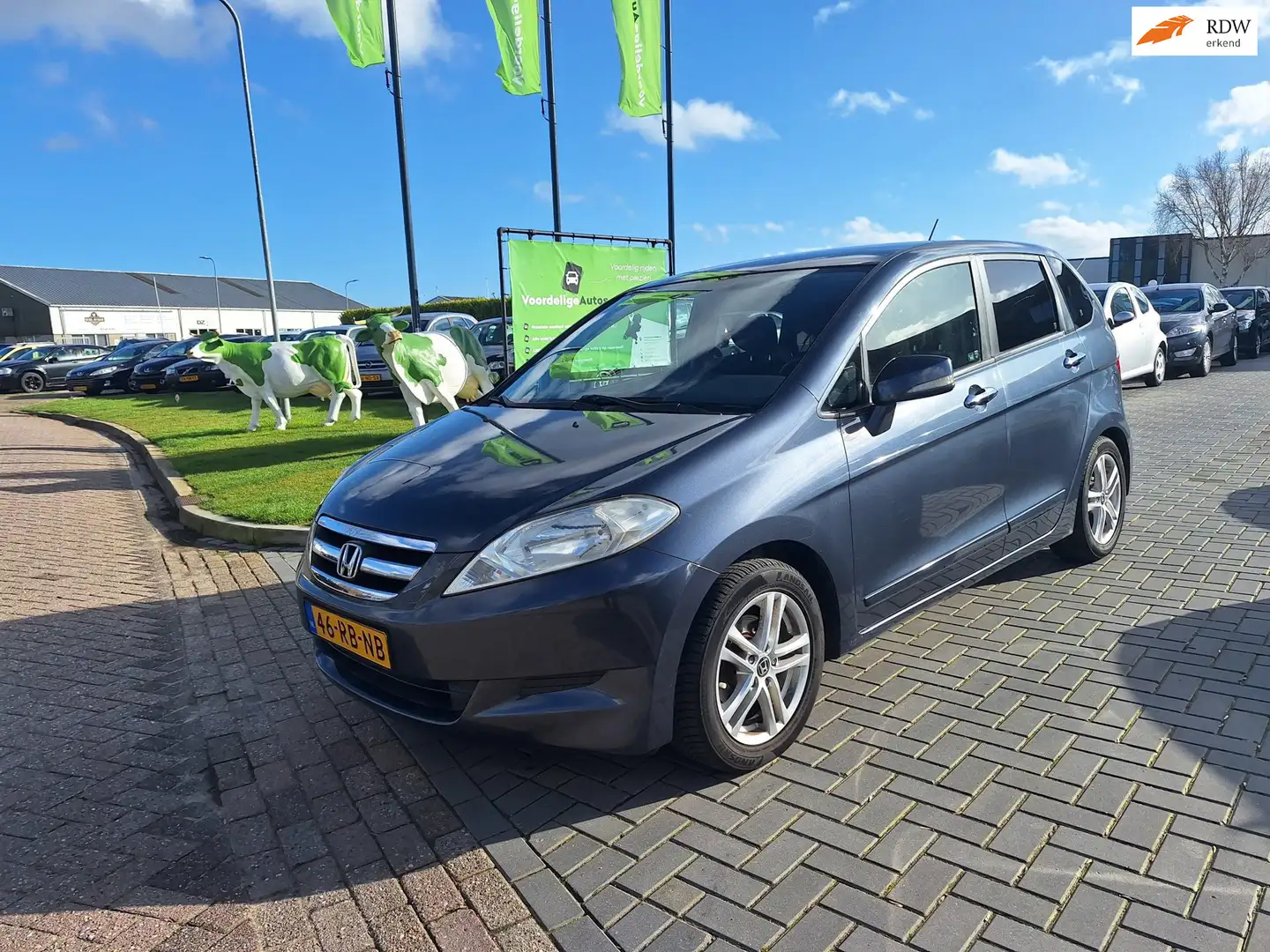 Honda FR-V 1.7i Comfort / 6- persoons / APK maart 2027 Gris - 1