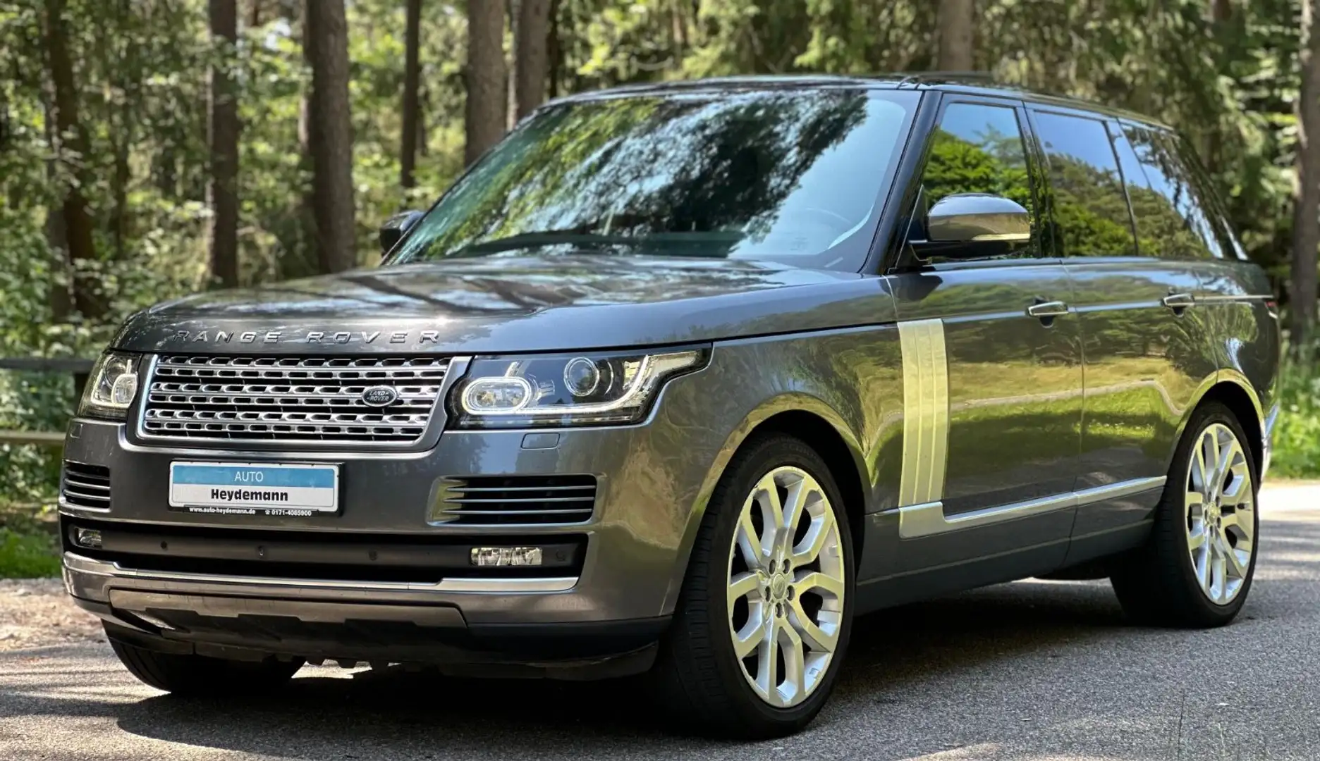 Land Rover Range Rover Autobiography Evogue DVD Grijs - 1