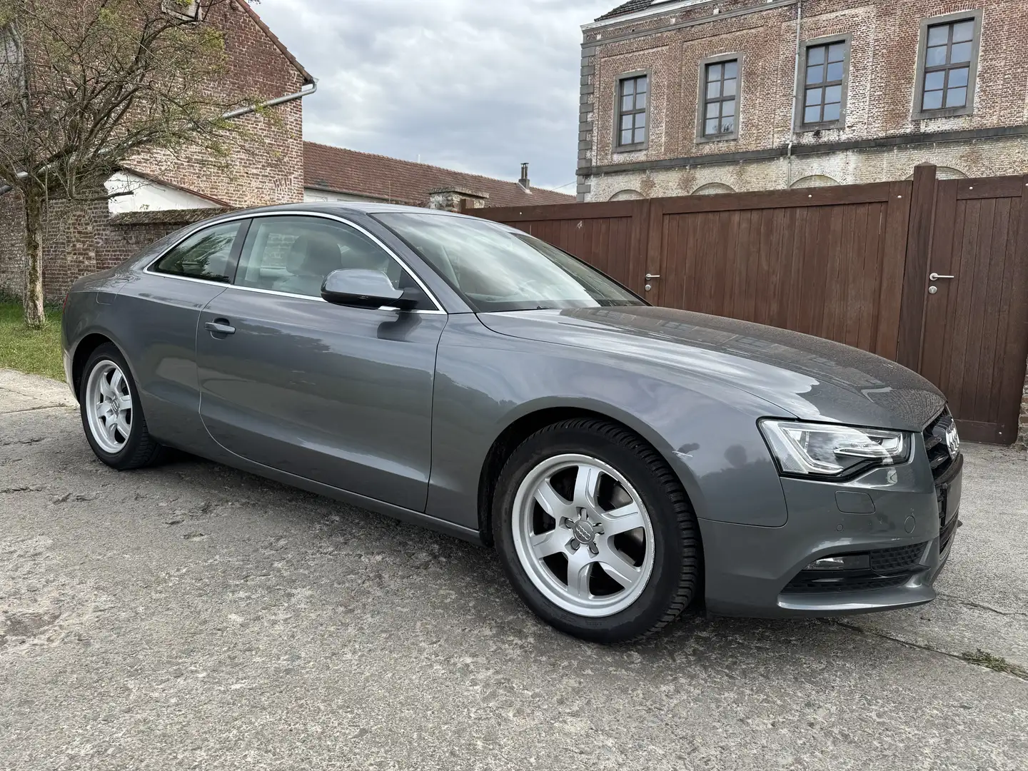 Audi A5 A5 Coupé 2.0 TDi DPF Multitronic Gris - 1