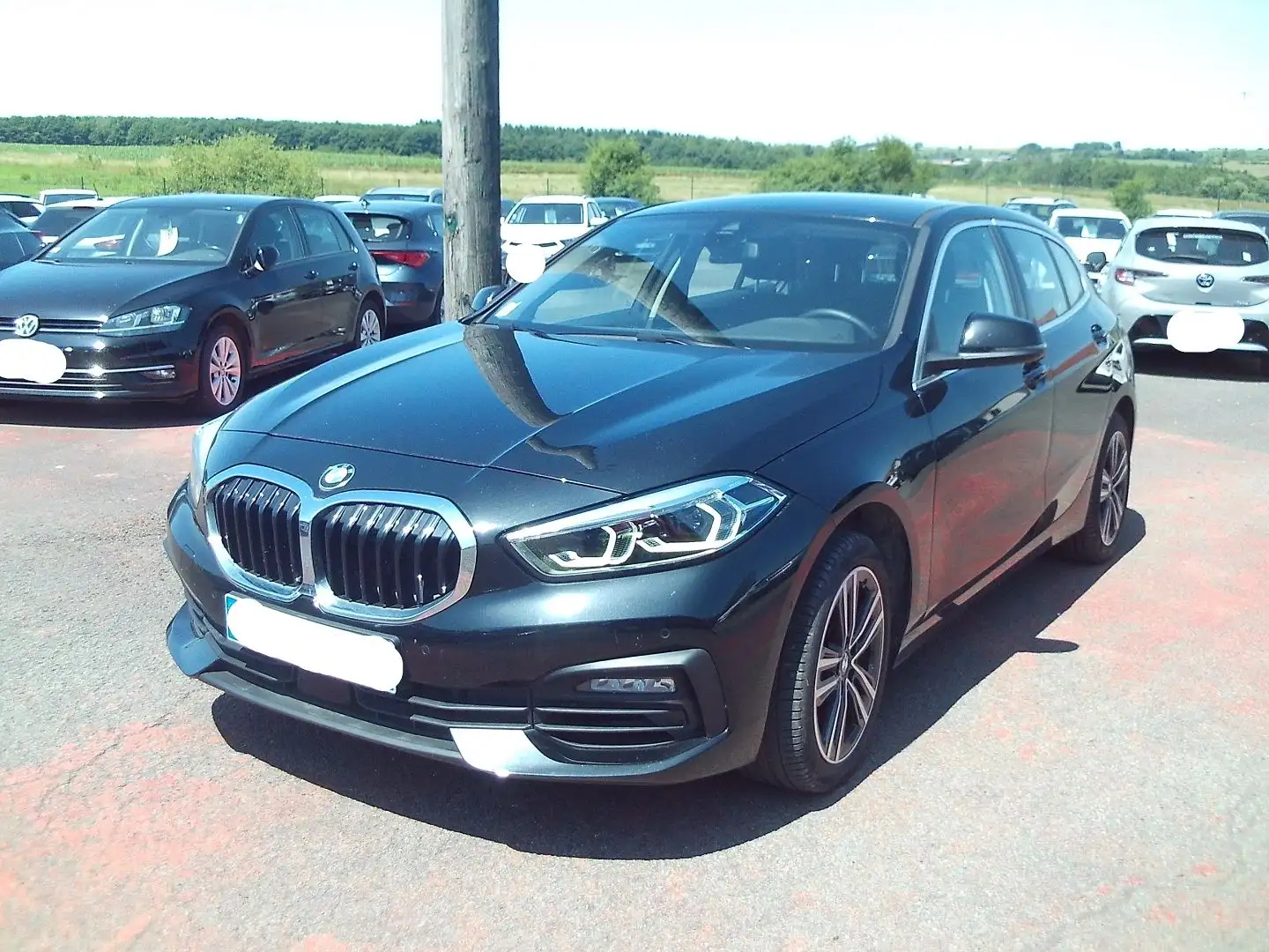 BMW 116 116 I 1.5 110CH BUSINESS DESIGN BV6 5 PORTES Noir - 1