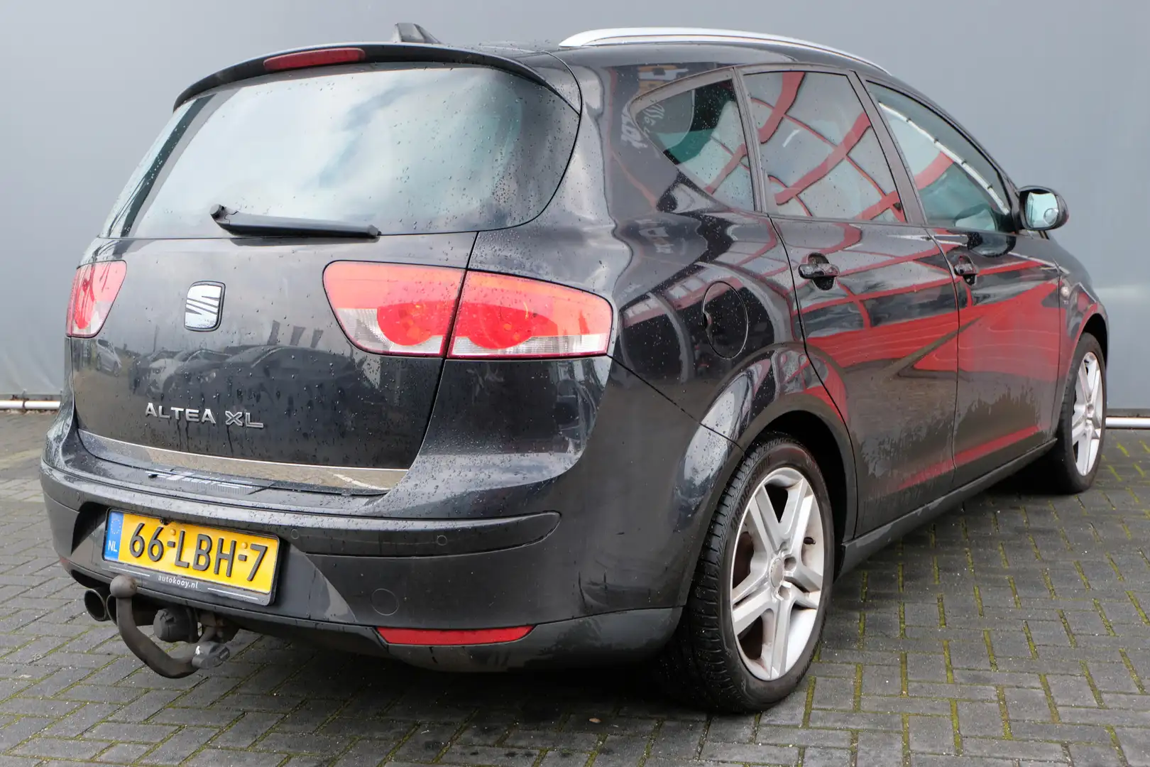 SEAT Altea XL BWJ 2010 1.8 TFSI 161 PK Businessline High AUTOMAA Zwart - 2