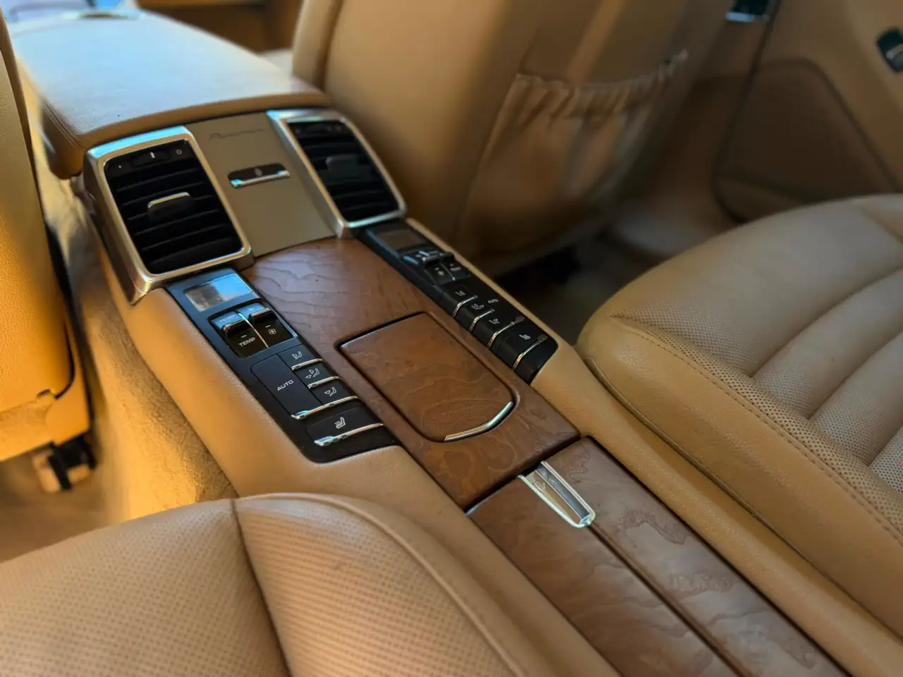 Porsche Panamera photo Porsche Panamera
