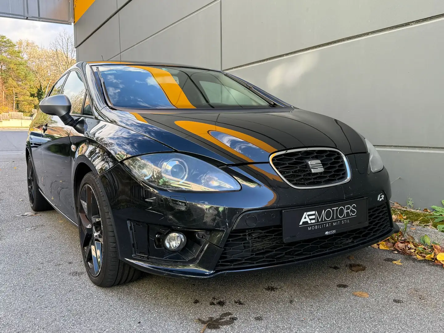 SEAT Leon FR-Line // EXPORT // DSG // Schwarz - 1