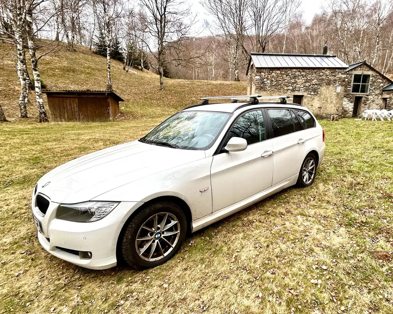 BMW 320 d xDrive Touring Blanc - 1