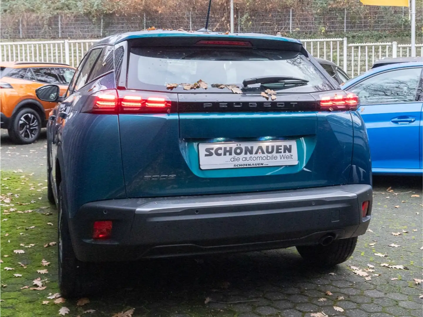 Peugeot 2008 PureTech Style +ALLW+PDC+BC+KLIMA+CARPLAY++ Blau - 2