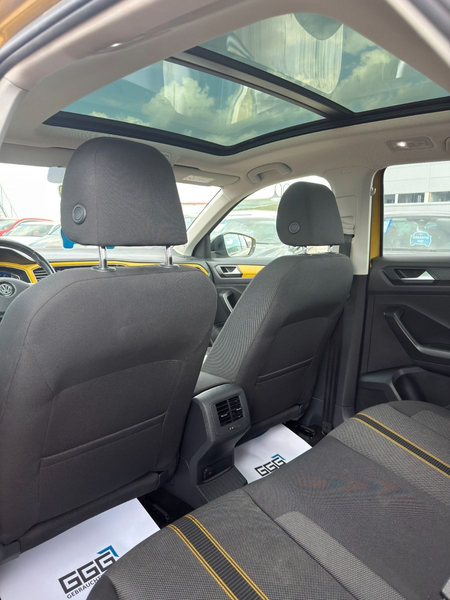Volkswagen T-Roc 2.0 TDI Style 4Motion DSG*PANO*8FACH*BEATS — photo 11