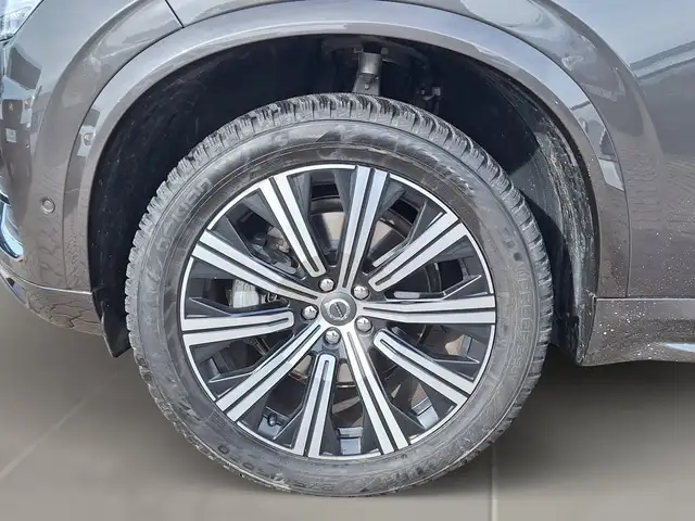 Volvo XC90 B5 AWD Ultimate Bright Ansicht 11