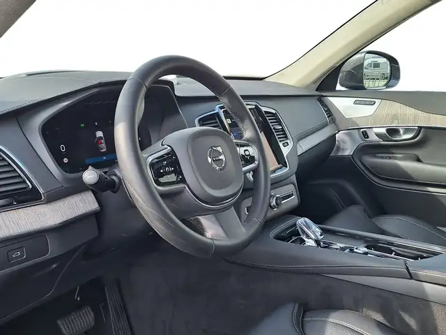 Volvo XC90 B5 AWD Ultimate Bright Ansicht 12