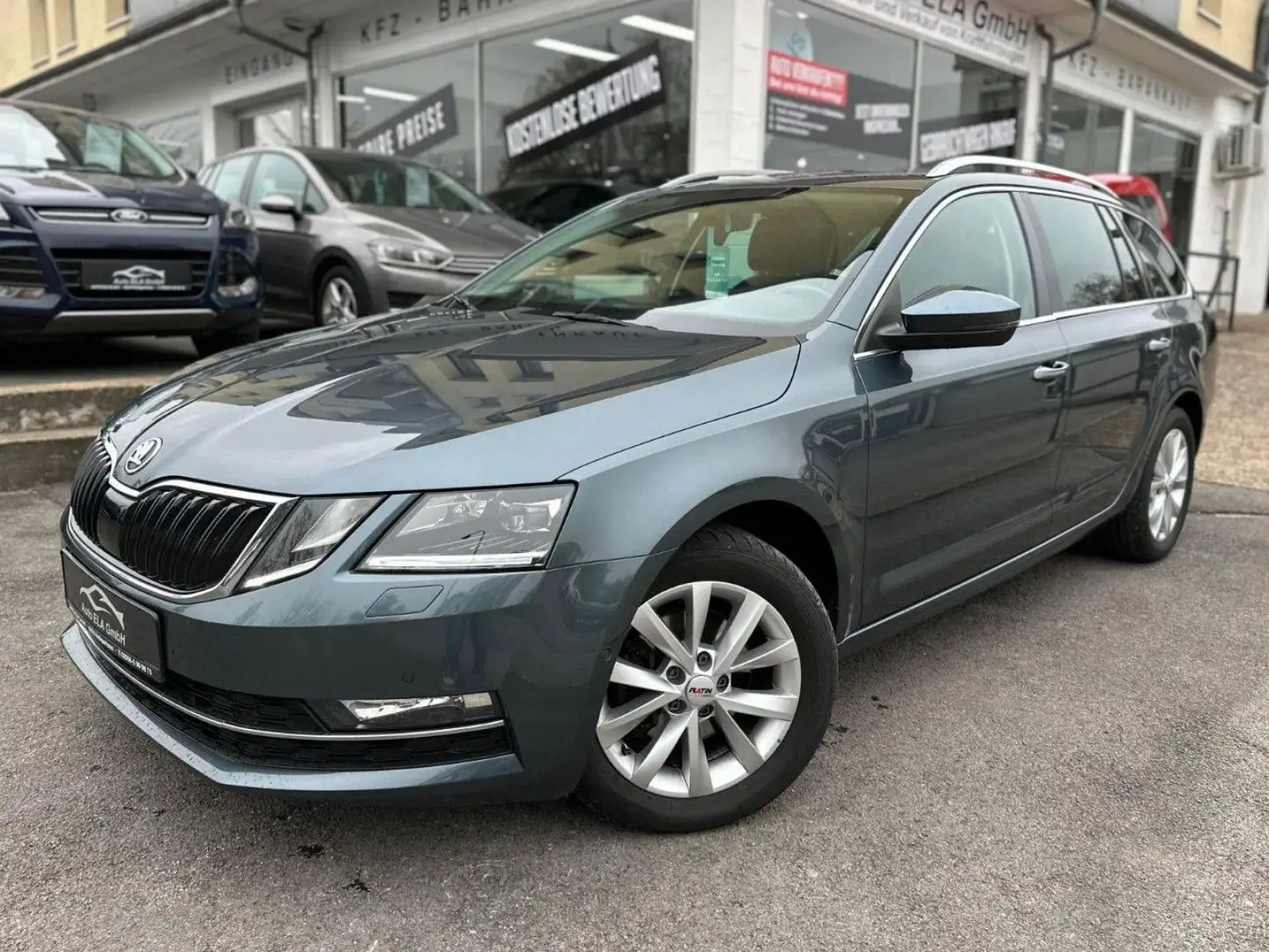 Skoda Octavia 2.0 TDI Automatik 1.Hand|Navi|ACC|Kamera Gris - 1