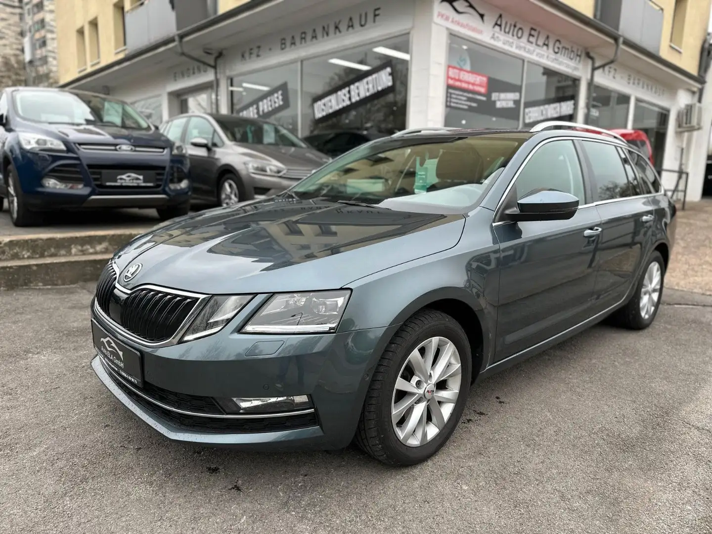 Skoda Octavia 2.0 TDI Automatik 1.Hand|Navi|ACC|Kamera Gris - 2