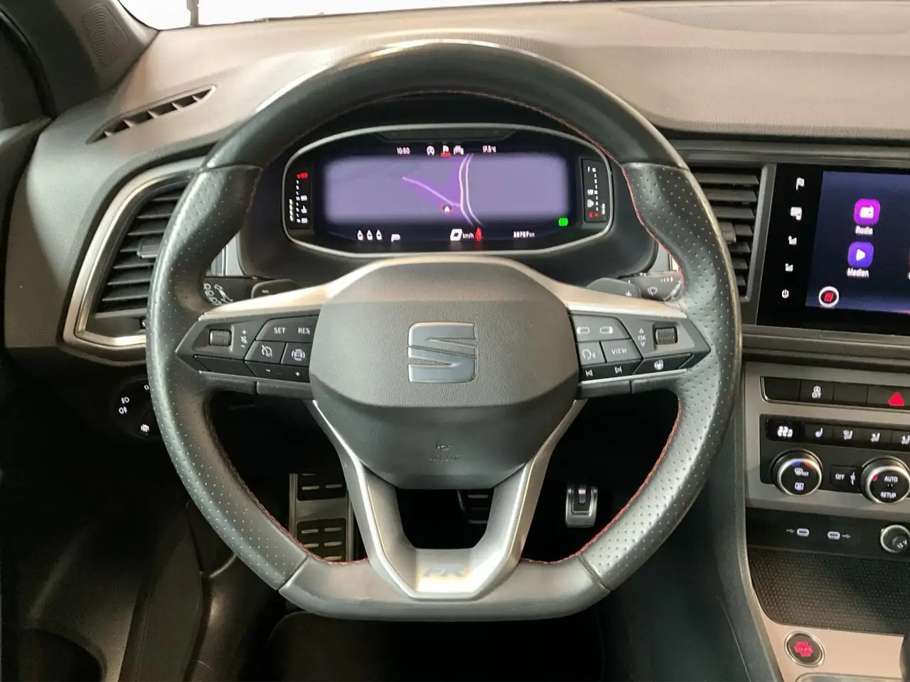SEAT Ateca FR+DSG+LED+Navi 10