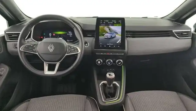 Renault Clio view 4