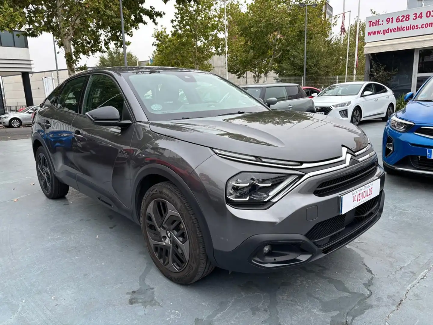 Citroen C4 PureTech 130 S&S 6v Plus Gris - 1