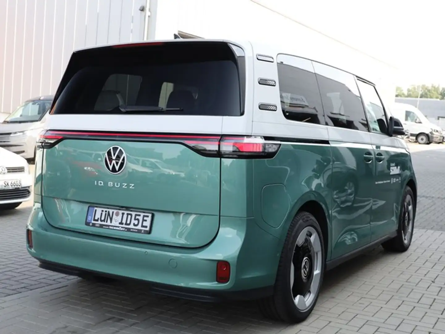 Volkswagen ID. Buzz Pro kurzer Radstand Verde - 2
