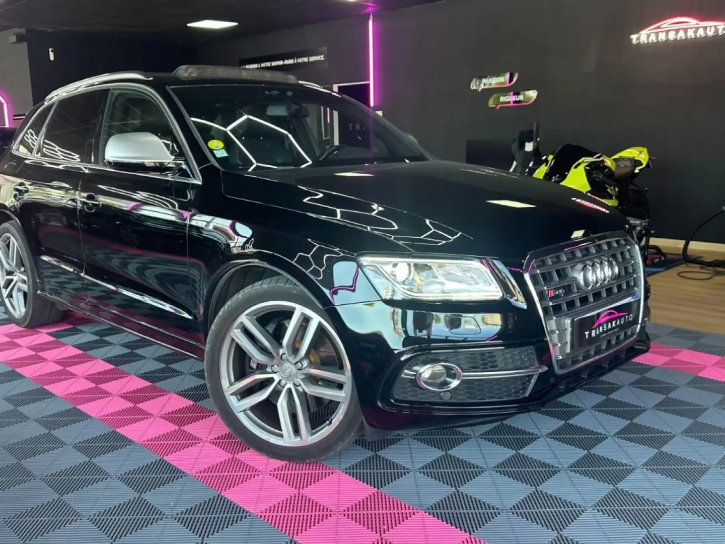 Audi SQ5 V6 3.0 BiTDI 326 ch Quattro Tiptronic 8 - Toit Ouvrant - Alcantara - Sièges et Hayon Elec - Jantes 21 Nero - 1