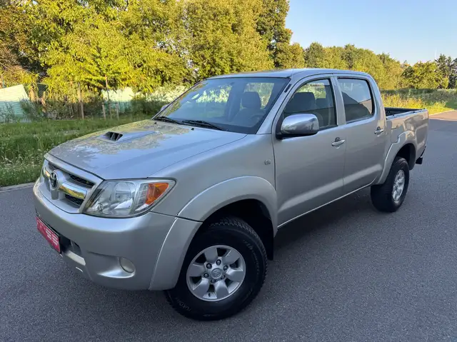 Toyota Hilux 3.0D-4D 4x4 Automatic Double Cab /Export Afrik