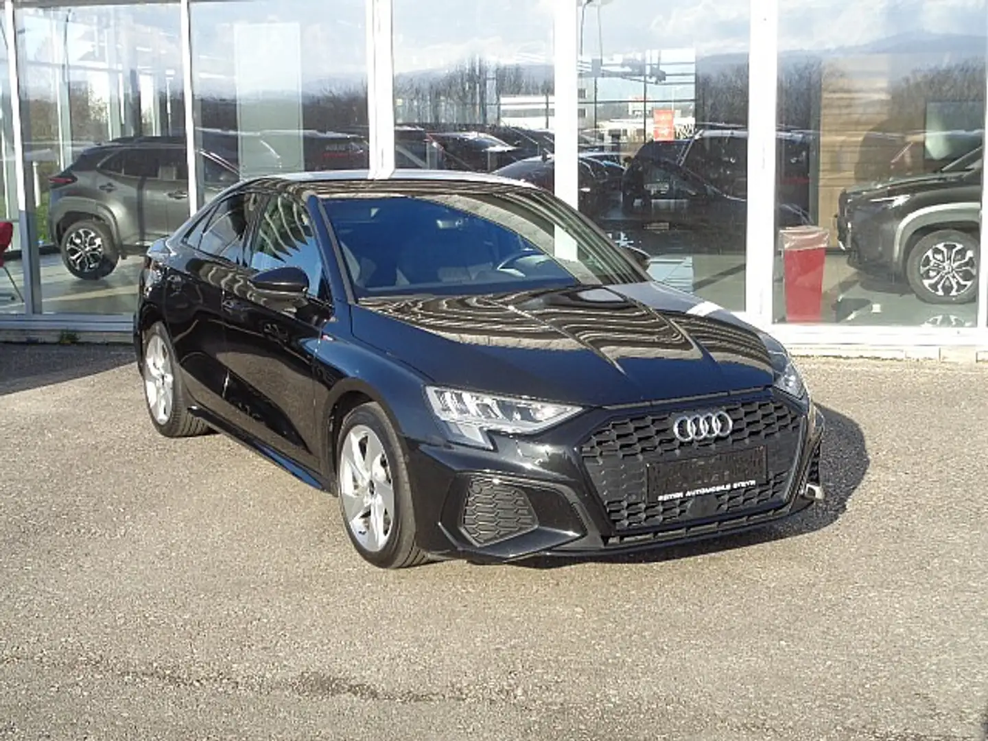 Audi A3 Lim. 2,0 TDI S-line *LED *Navi *Top Schwarz - 2