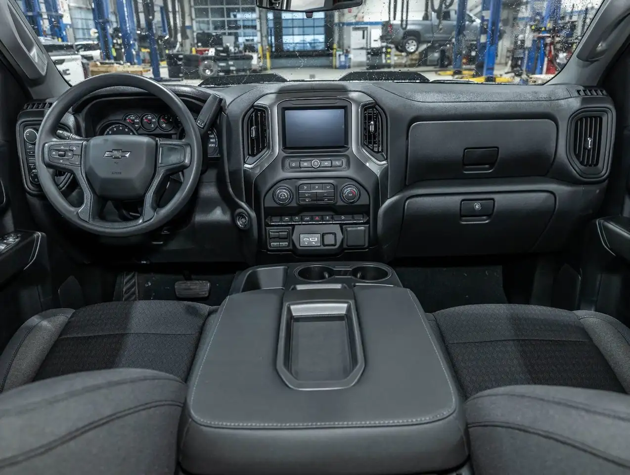 Chevrolet Silverado 1500 снимка Chevrolet Silverado 1500