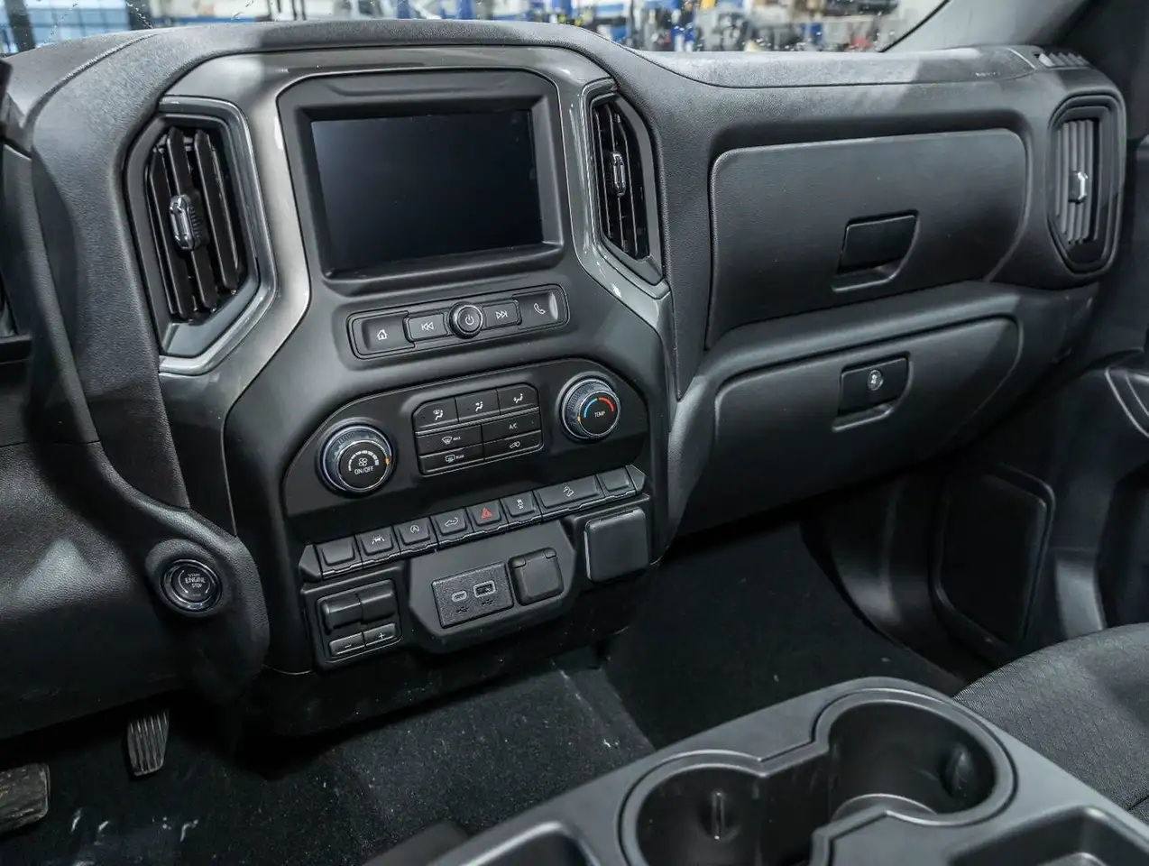 Chevrolet Silverado 1500 снимка Chevrolet Silverado 1500