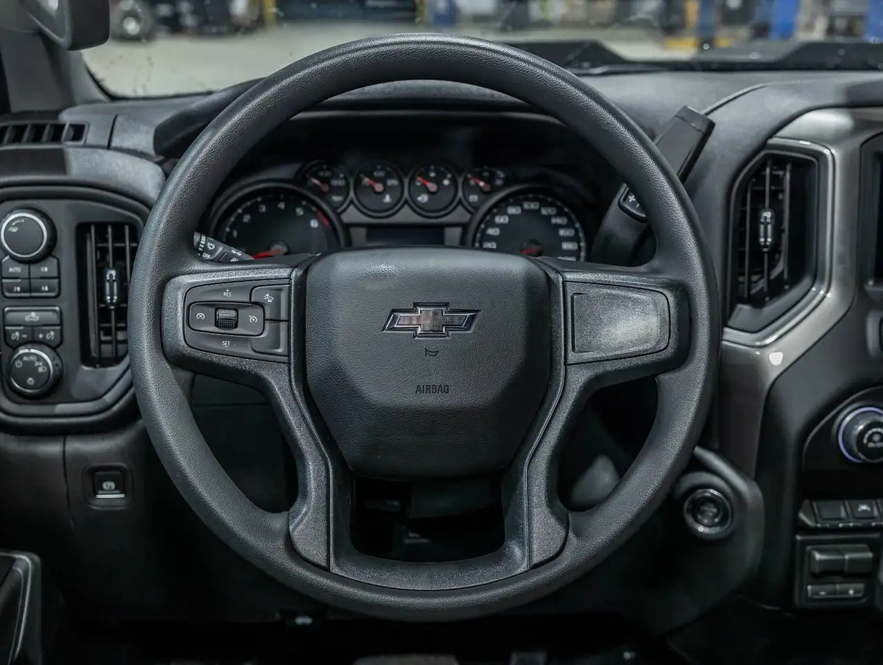 Chevrolet Silverado 1500 снимка Chevrolet Silverado 1500