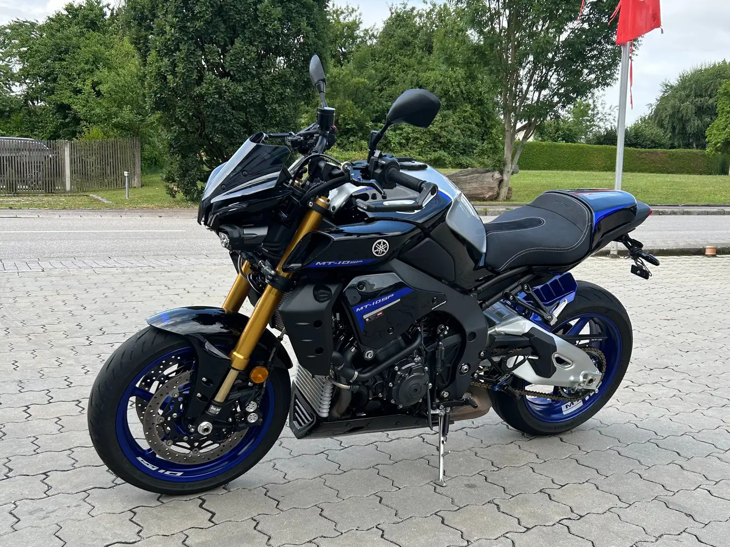 Yamaha MT-10 SP Srebrny - 1
