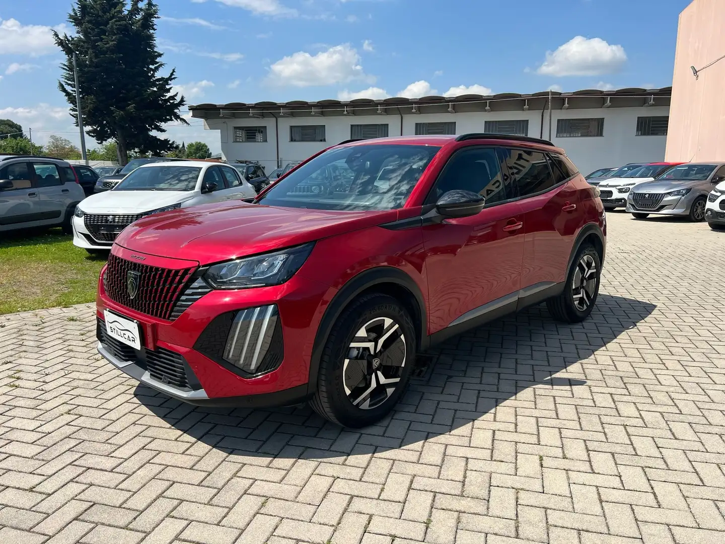 Peugeot 2008 1.2 puretech Allure Rosso - 1