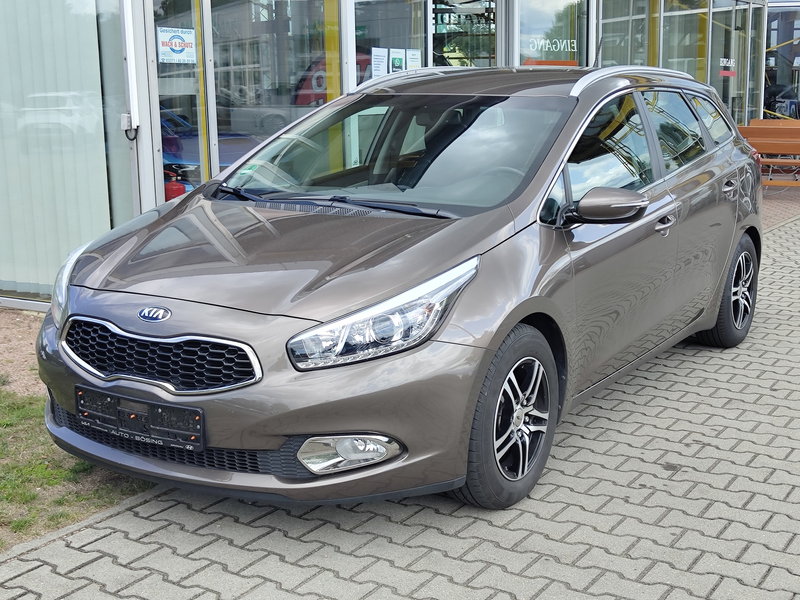 Kia Ceed SW / cee'd SW Klima-SHZG-Navi 2.Hand