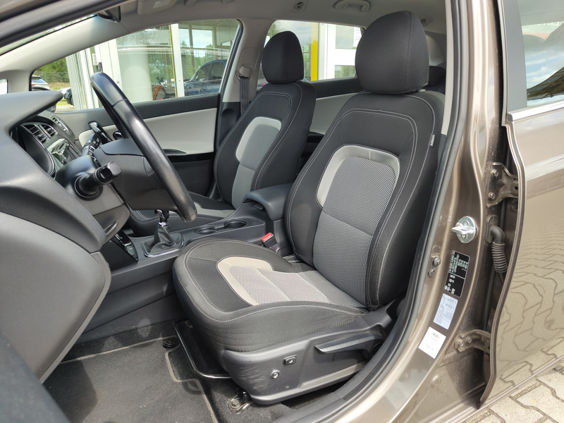 Kia Ceed SW / cee'd SW Klima-SHZG-Navi 2.Hand — photo 8