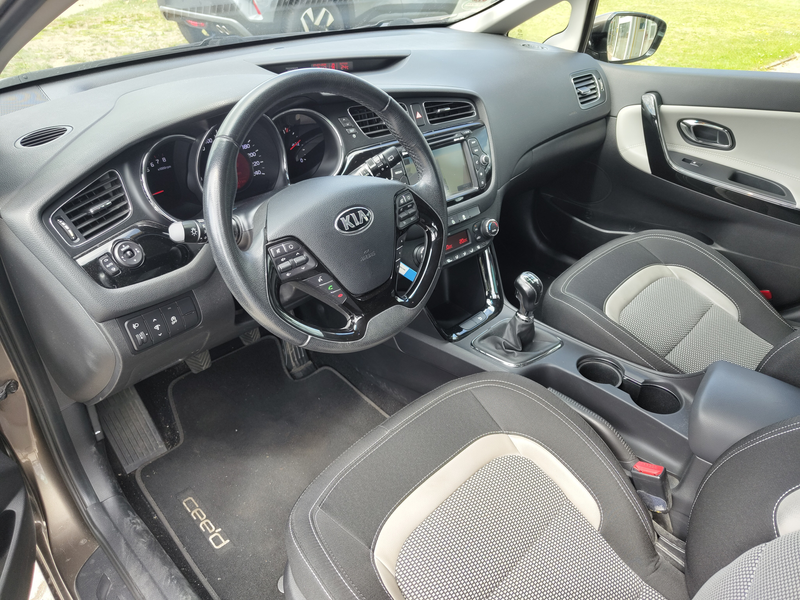 Kia Ceed SW / cee'd SW Klima-SHZG-Navi 2.Hand — photo 7