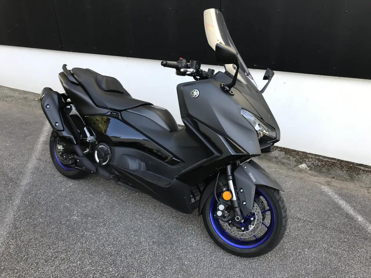 Yamaha Tmax 560