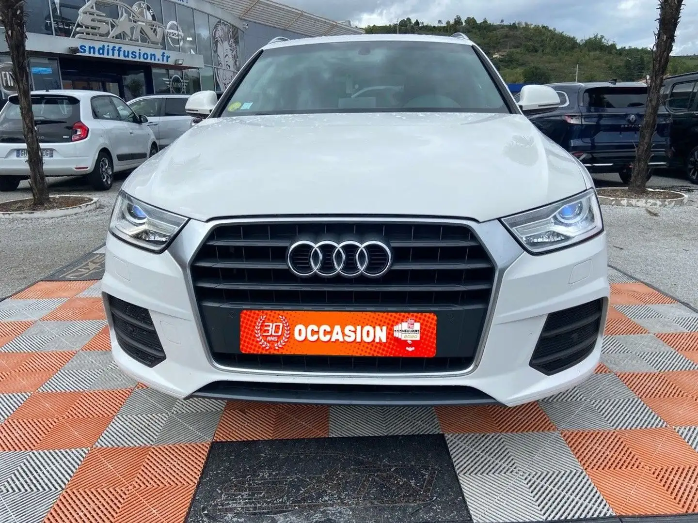 Audi Q3 2.0 TDI 150 BV6 S-LINE Blanc - 2