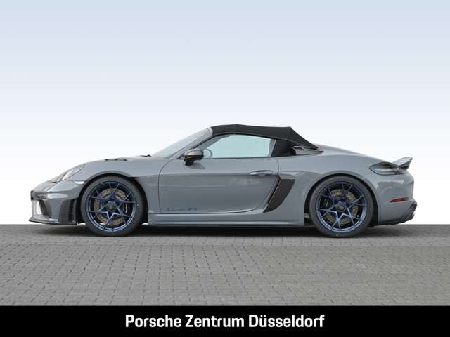 Porsche 718 Spyder RS Sportabgasanlage LED-Scheinwerfer