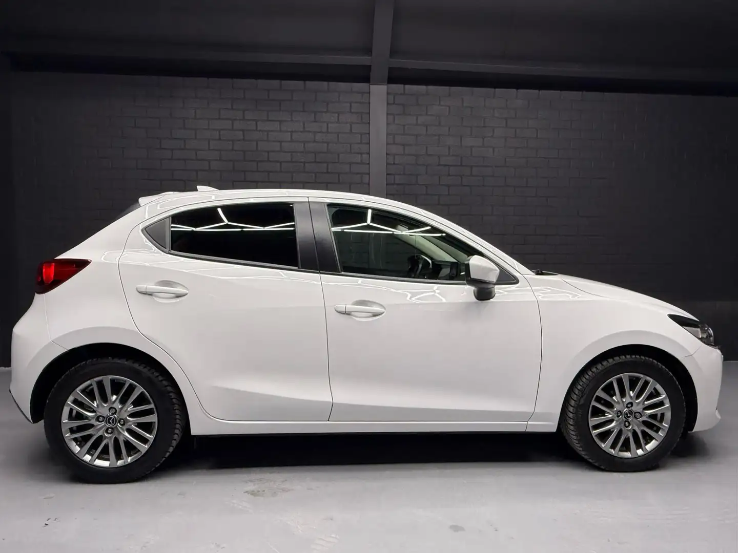 Mazda 2 1.5 Skyactiv-G Style Selected 1STE EIGEN | CAMERA Білий - 2