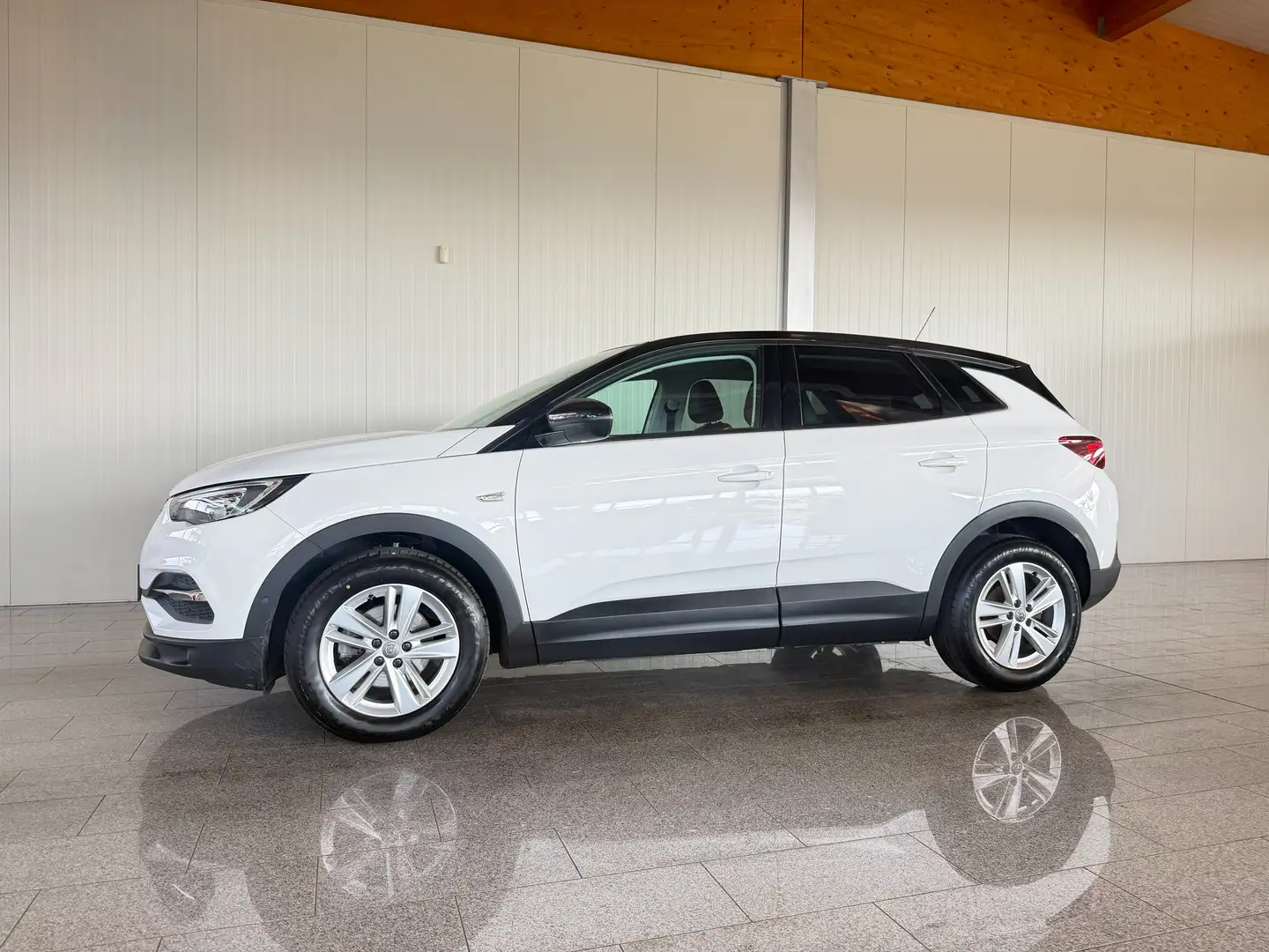 Opel Grandland X Business Edition LED,NAVI,AHV Weiß - 1