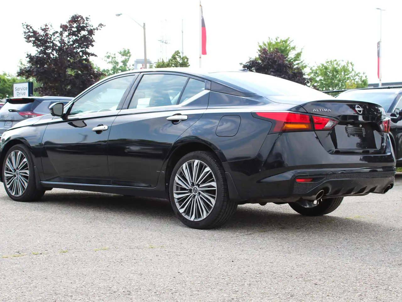 Nissan Altima fotografie Nissan Altima
