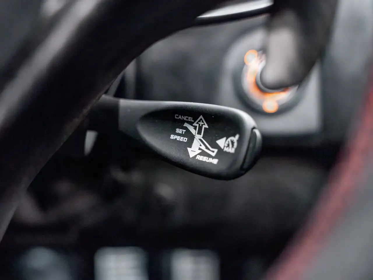 McLaren 675LT снимка McLaren 675LT