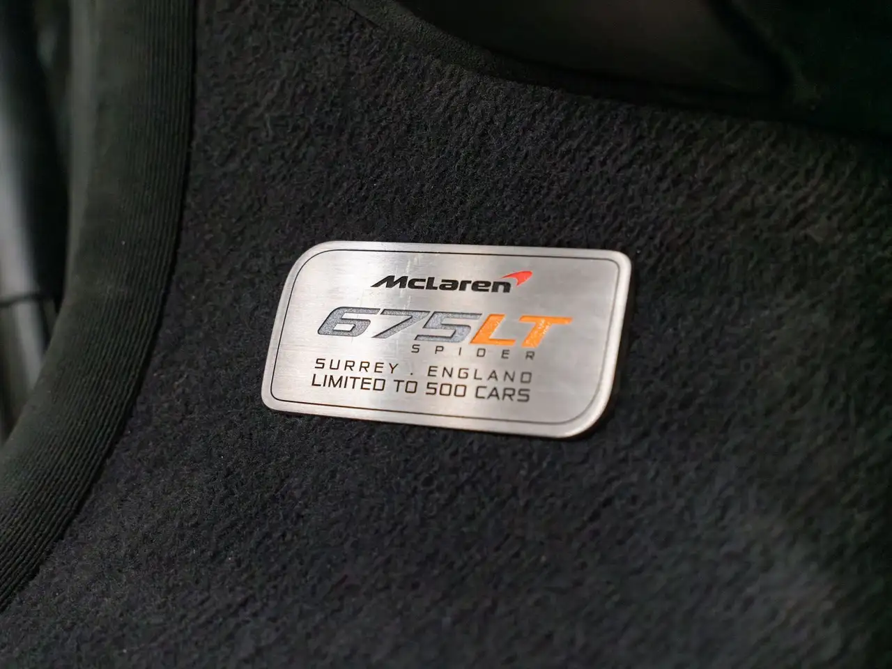 McLaren 675LT снимка McLaren 675LT