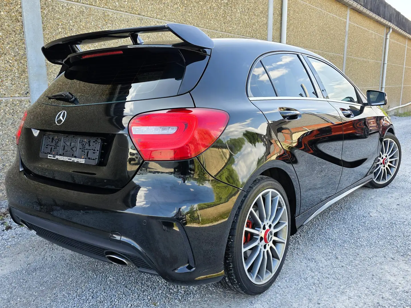 Mercedes-Benz A 180 ESSENCE AMG LINE KIT AERO NAVI XENON GARANTIE 1 AN Schwarz - 2