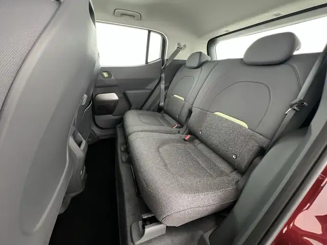 Kia Unknown Model view 8
