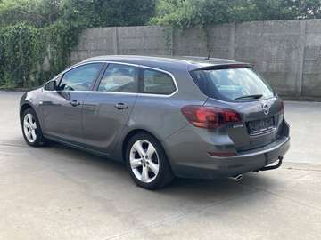 BREAK 1.4 benzine met 98000km*Sport*trekhaak*EURO 5*garantie*