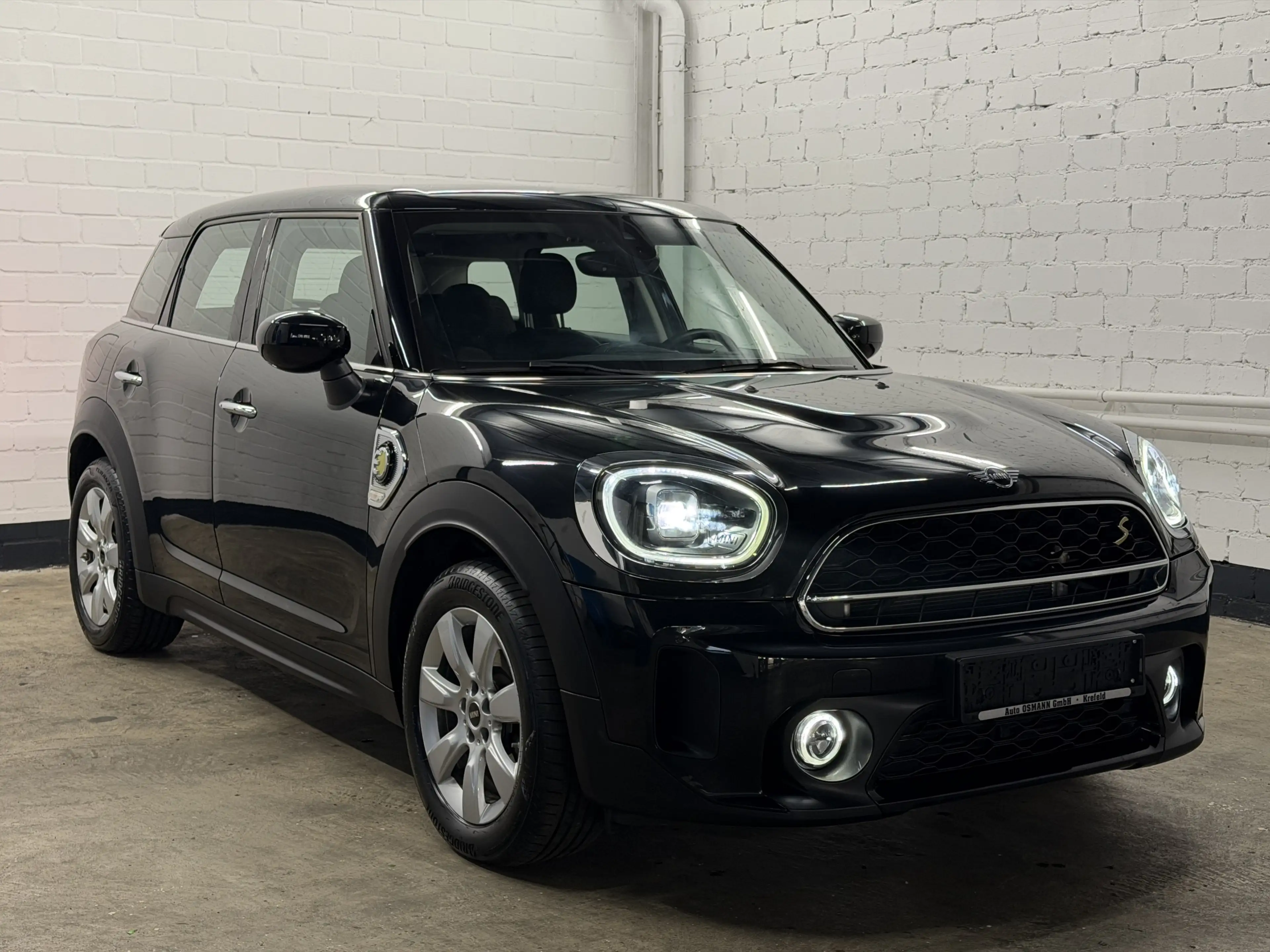 MINI Cooper SE Countryman All4 Aut. Essential Trim — photo 4