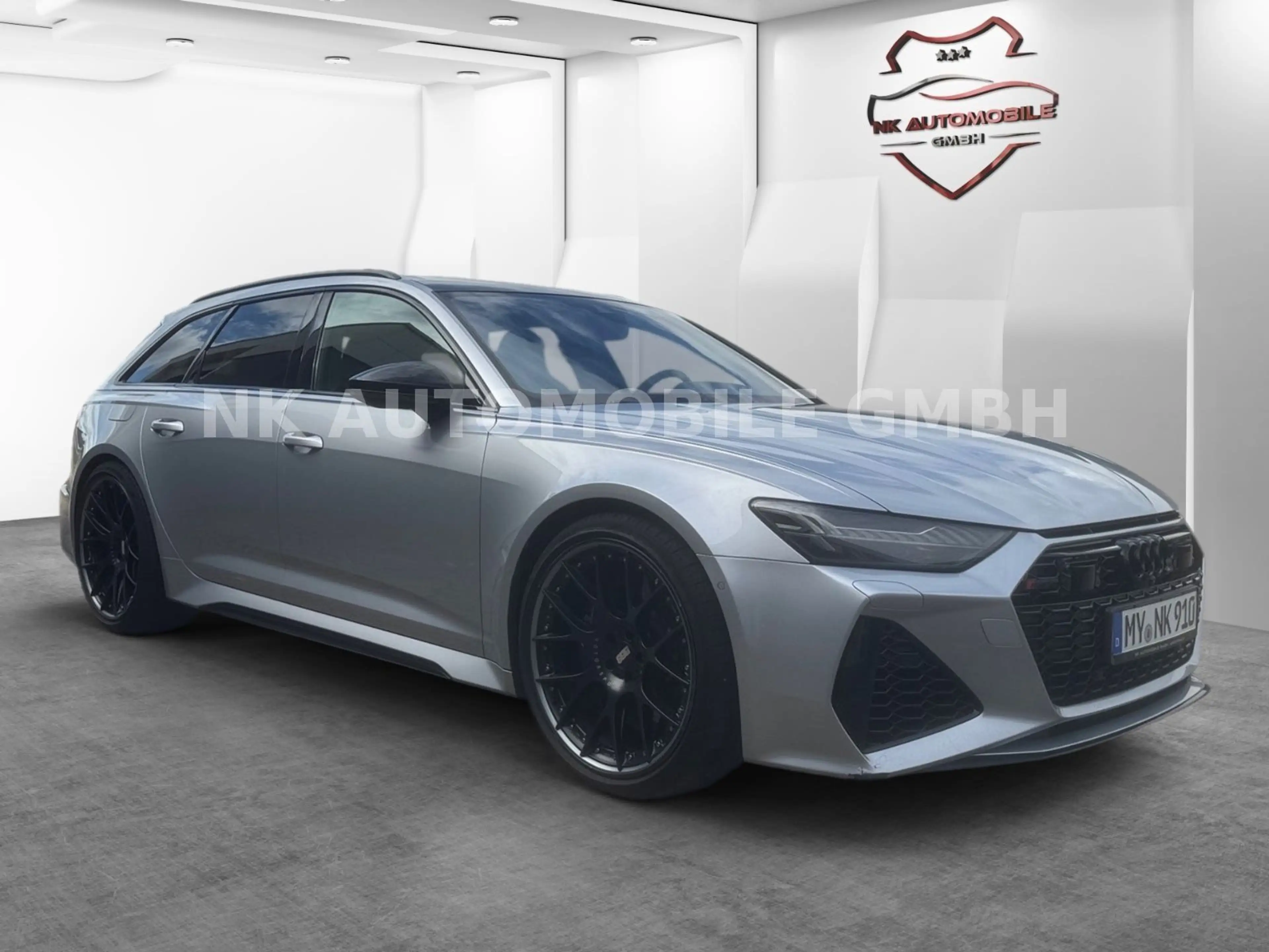Audi RS6 Avant 4.0 TFSI*PANO*B&O*KERAMIK*HUD*NIGHT